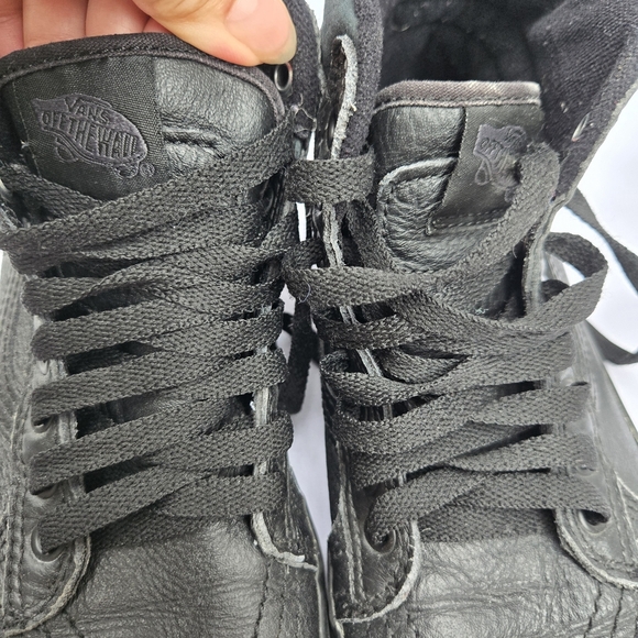 Vans Black High-Top Women's Sneakers Size 7 - Picture 5 of 10